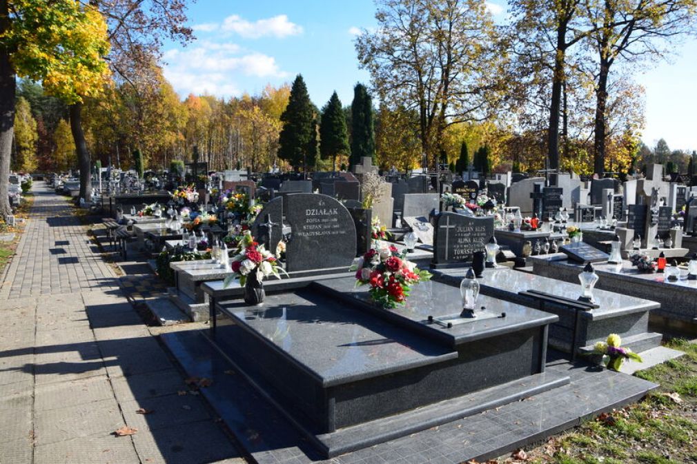 Możesz odwiedzić cmentarz wirtualnie